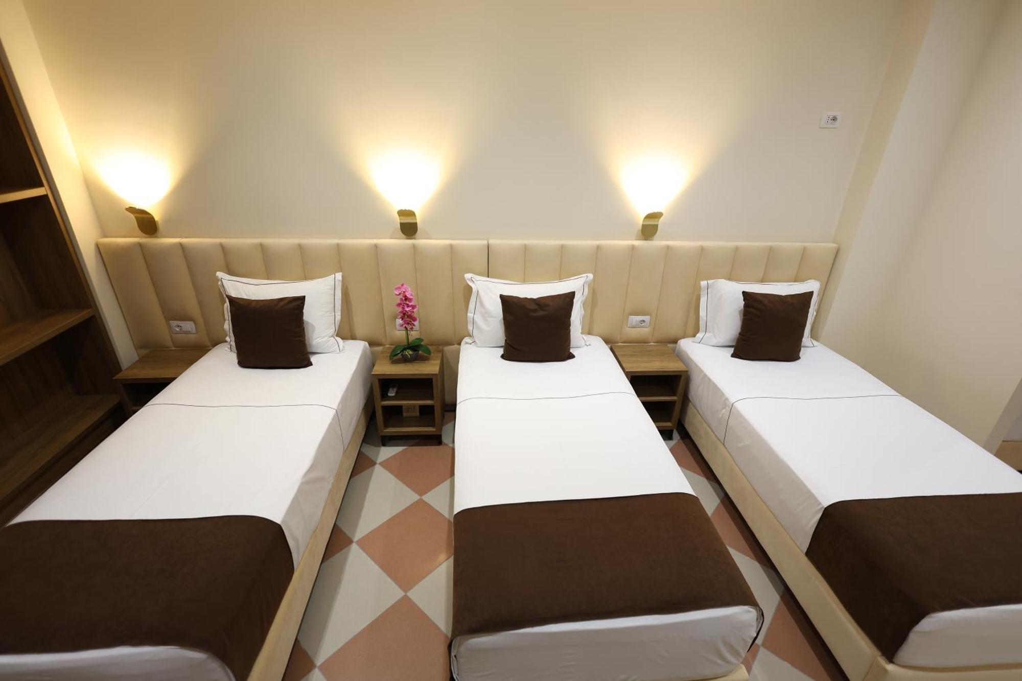 Hotel Mimani Berat Bagian luar foto