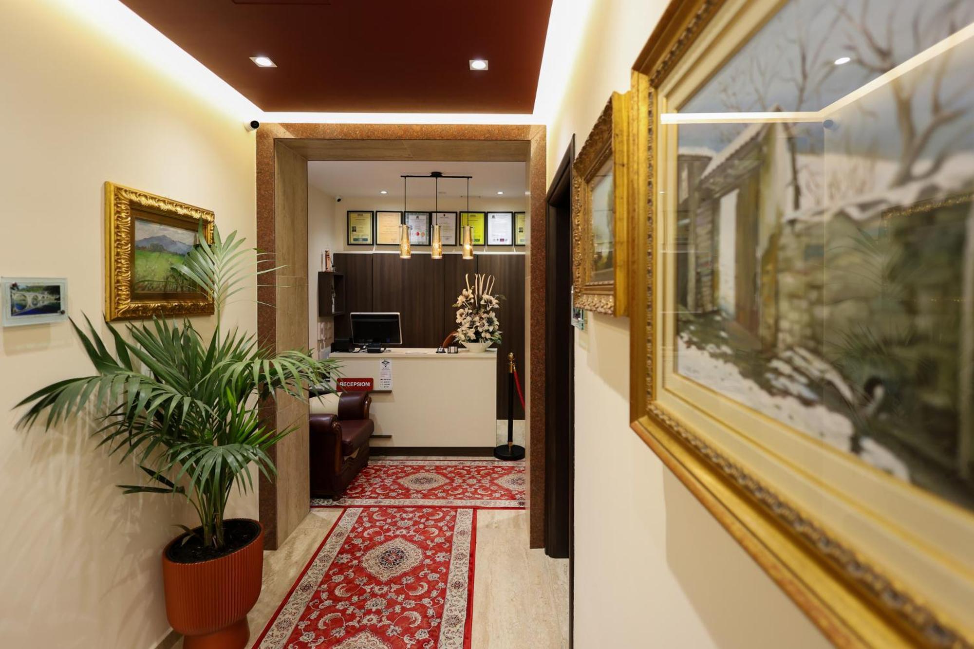 Hotel Mimani Berat Bagian luar foto